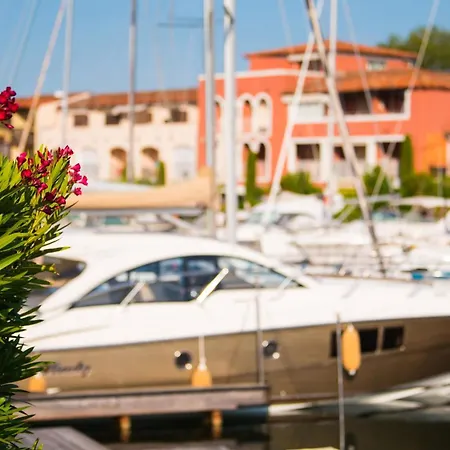 Appartamento Renovated With Mezzanine Grimaud