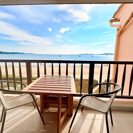 Renovated With Mezzanine Апартаменты